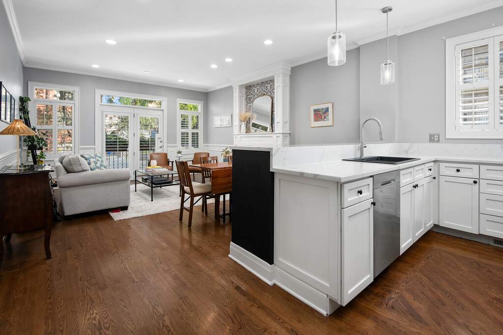 Designer kitchen and refined entertaining spaces