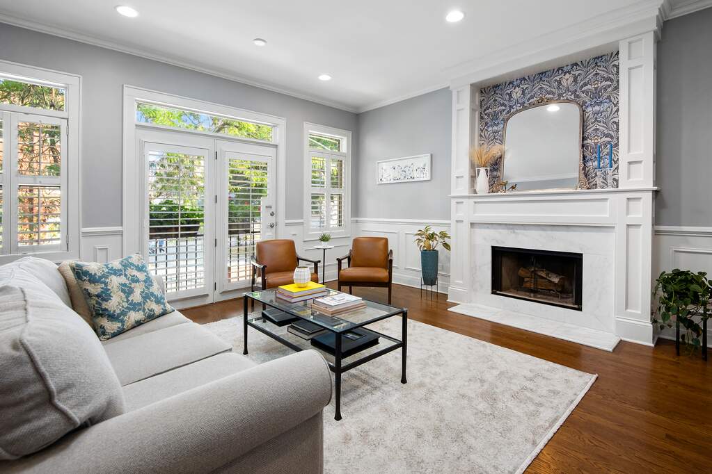 Luxury living space with panoramic Chicago views