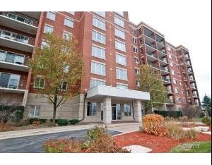 5555 N Cumberland Avenue #910 property in CHICAGO