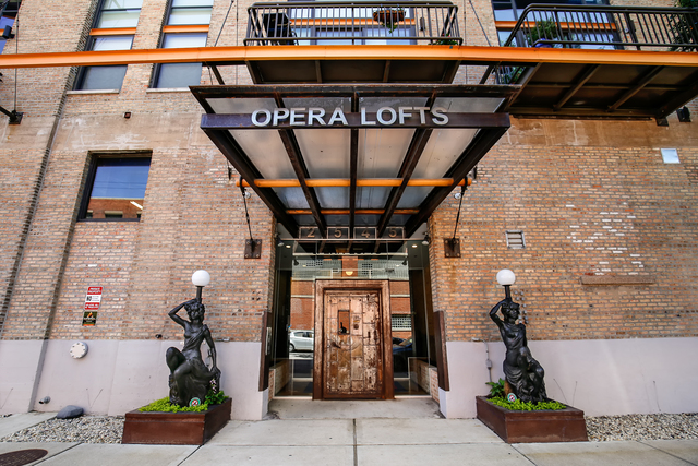 2545 S Dearborn Street #609 property in CHICAGO