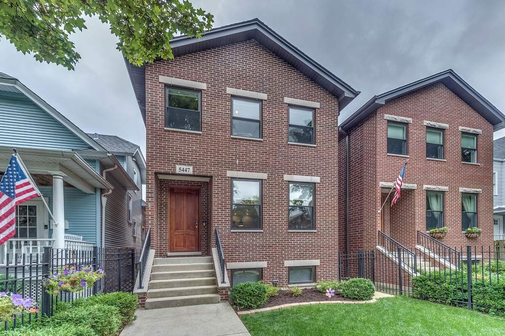5447 W Leland Avenue property in Chicago