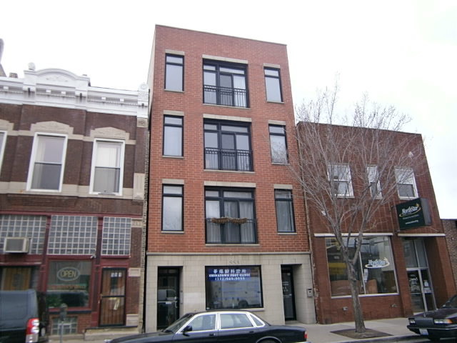 553 W 31st Street #4 property in CHICAGO