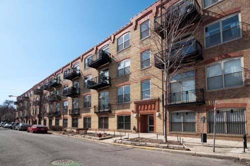 1740 N Maplewood Avenue #111 property in CHICAGO