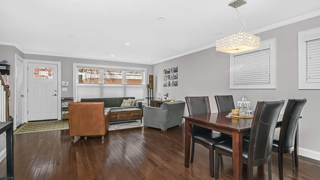 Private full-floor residence detail at Park Tower
