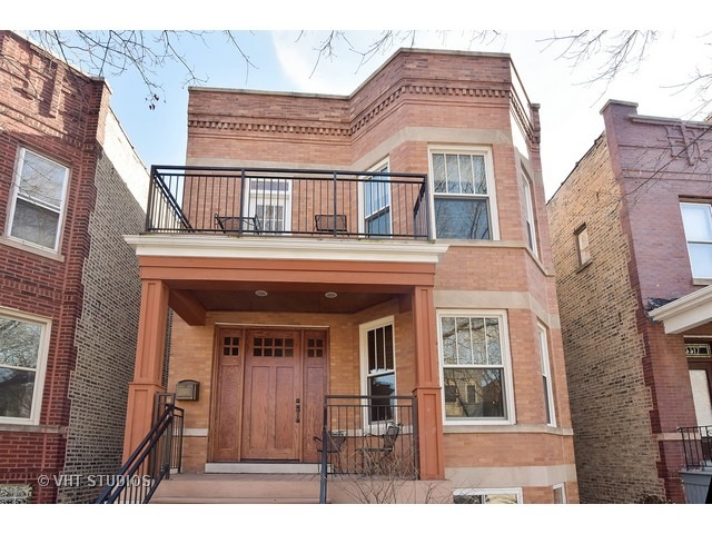 3519 N Oakley Avenue property in CHICAGO