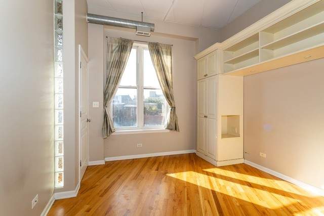 Private full-floor residence detail at Park Tower