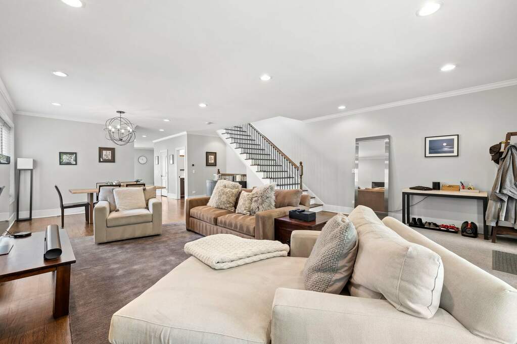 Luxury living space with panoramic Chicago views