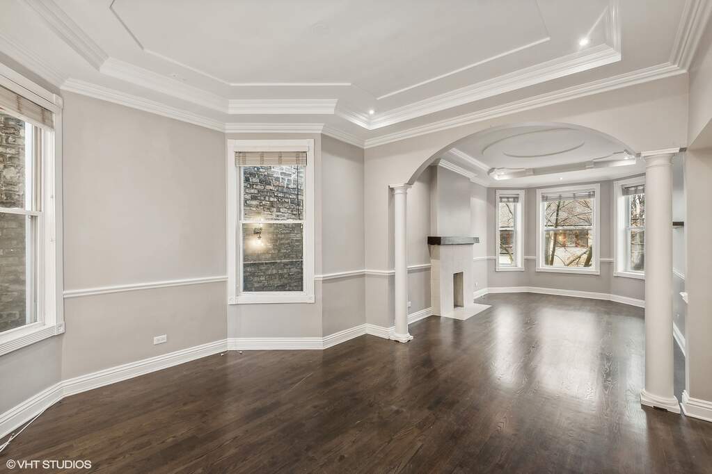 Private full-floor residence detail at Park Tower
