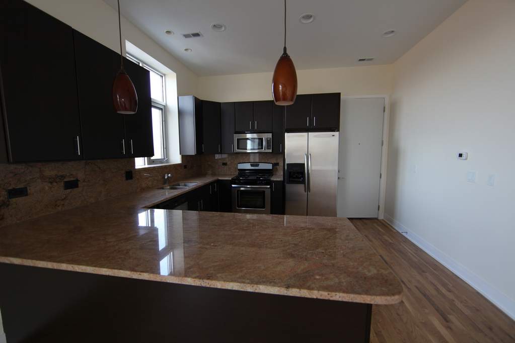 Private full-floor residence detail at Park Tower