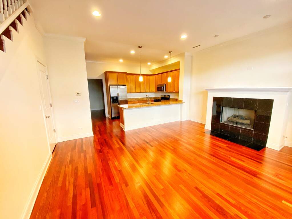 Designer kitchen and refined entertaining spaces