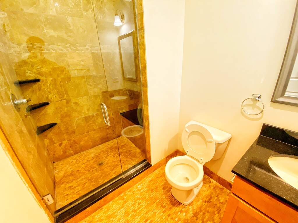 Private full-floor residence detail at Park Tower
