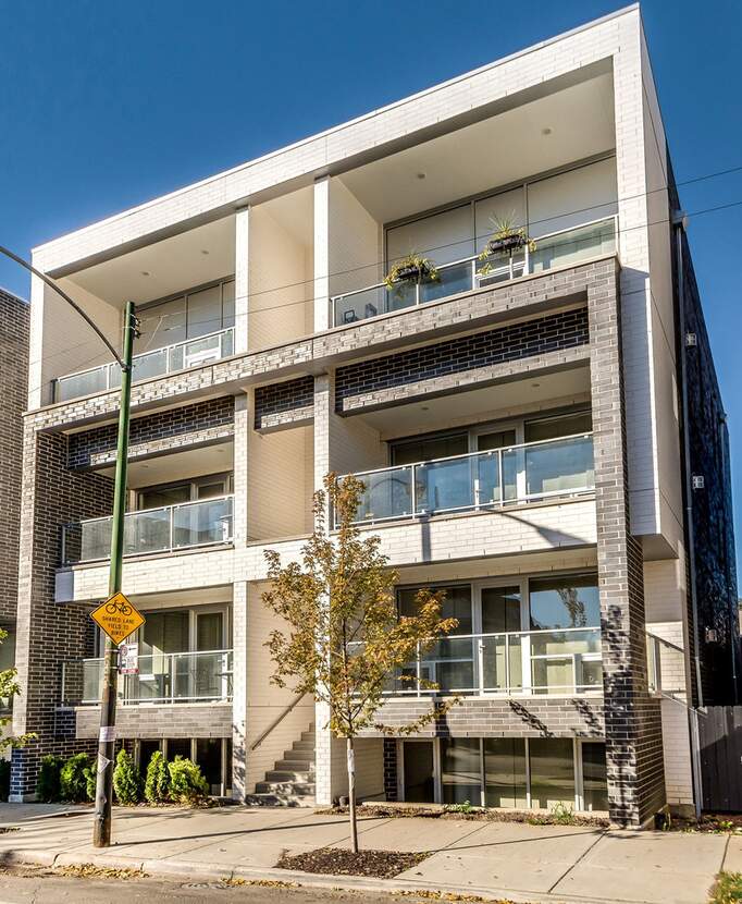 1812 N California Avenue #2N property in Chicago