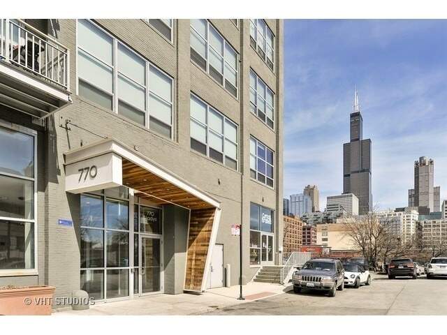 770 W Gladys Avenue #201 property in Chicago