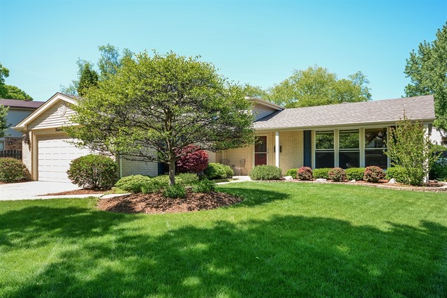 1418 E Fleming South Drive property in ARLINGTON HEIGHTS