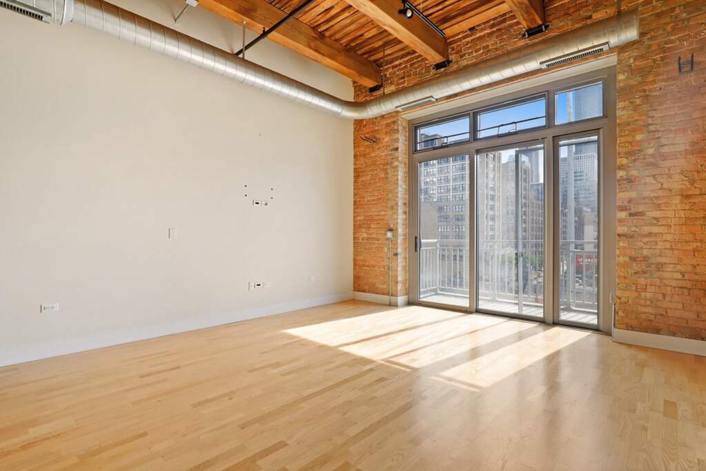 Luxury living space with panoramic Chicago views