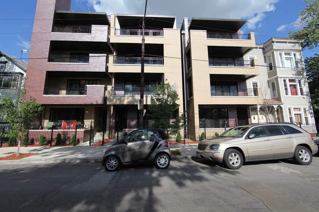 1825 N California Avenue #4 property in Chicago