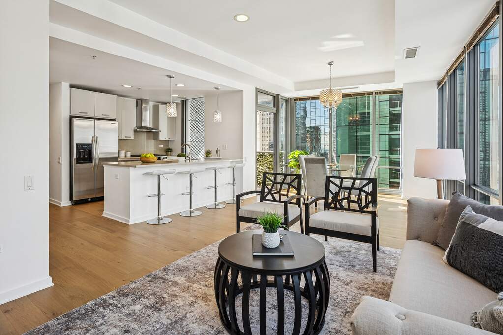 Private full-floor residence detail at Park Tower