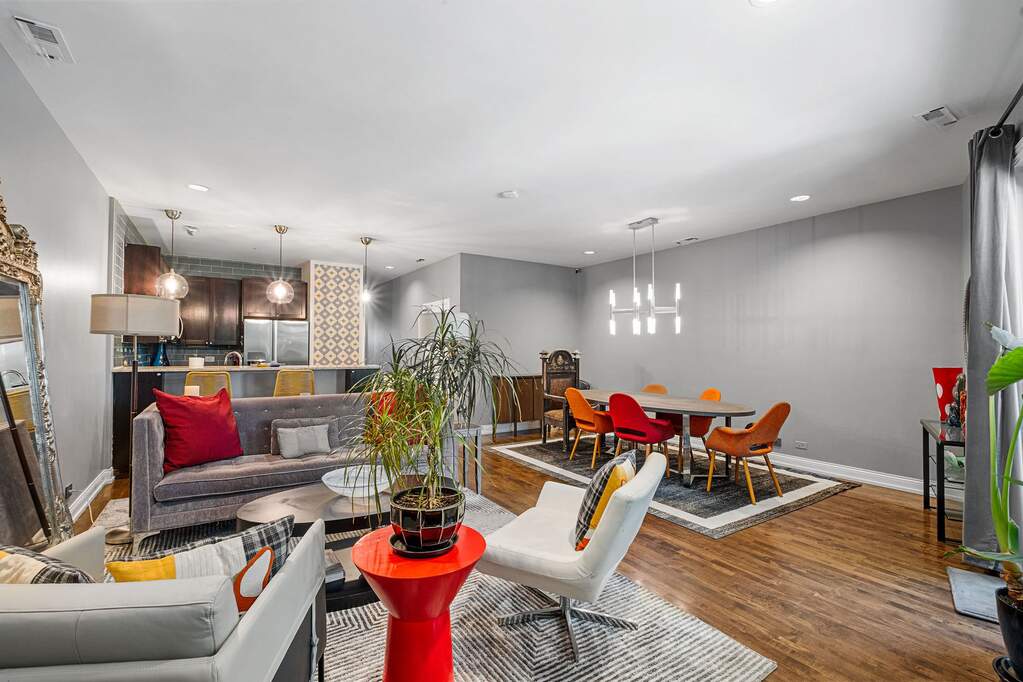 Private full-floor residence detail at Park Tower