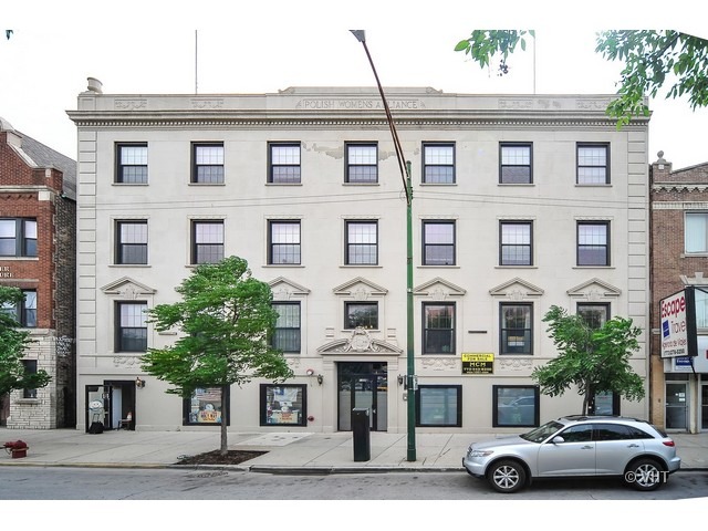 1309 N Ashland Avenue #303 property in Chicago