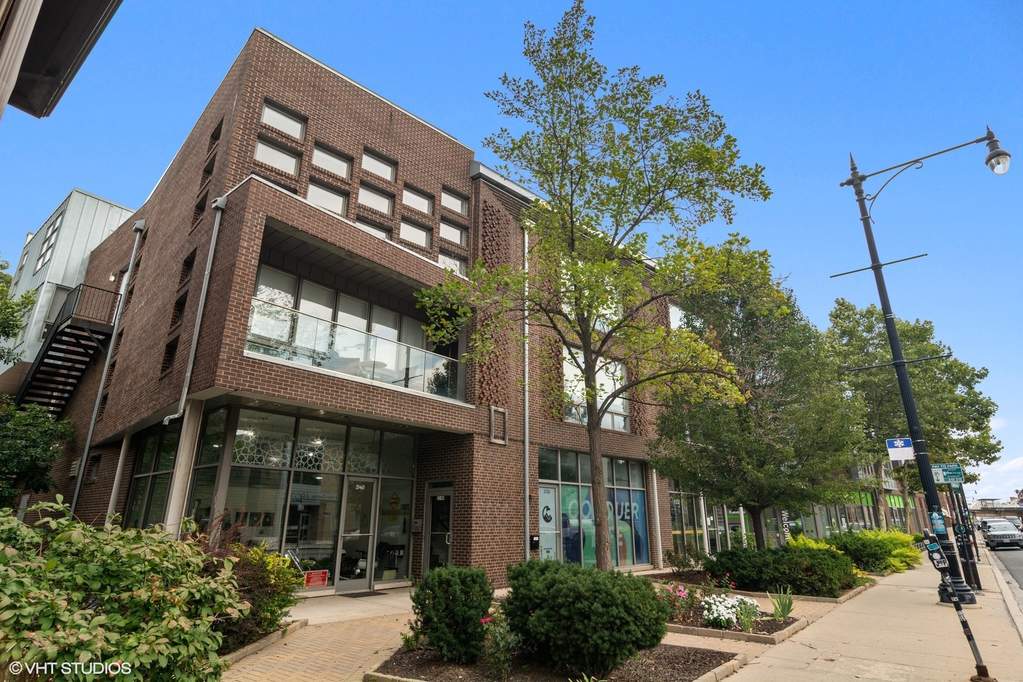 2140 W North Avenue #3F property in Chicago