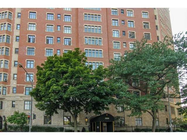3800 N Lake Shore Drive #4A property in CHICAGO