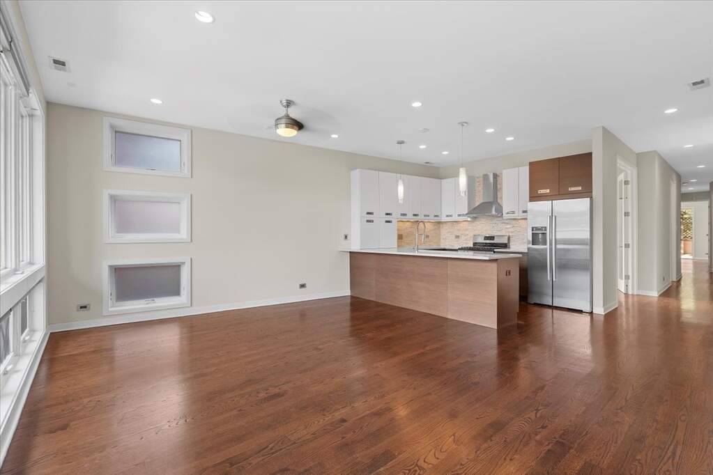 Luxury living space with panoramic Chicago views