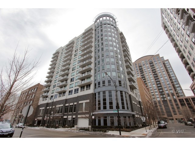 421 W Huron Street #902 property in Chicago