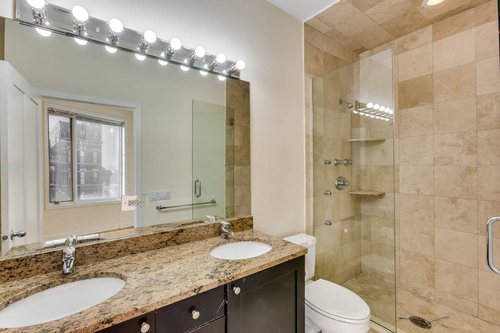 Private full-floor residence detail at Park Tower