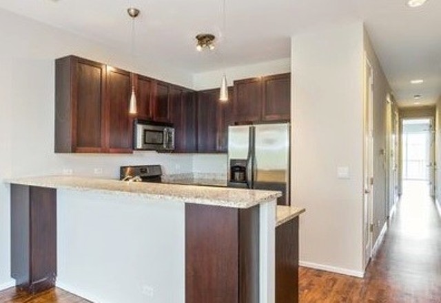 Luxury living space with panoramic Chicago views