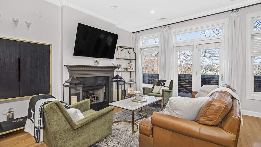 Park Tower penthouse interior at 800 North Michigan Avenue