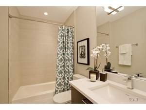 Private full-floor residence detail at Park Tower