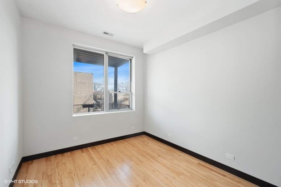 Private full-floor residence detail at Park Tower