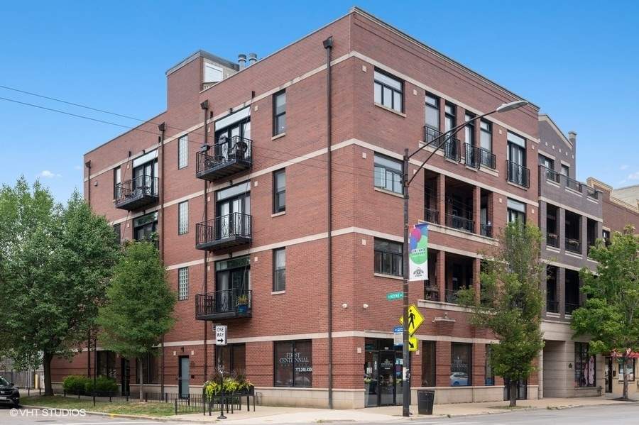 3205 N Hoyne Avenue #1B property in Chicago