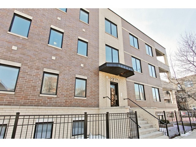 2317 W Armitage Avenue #2E property in CHICAGO