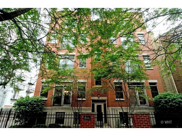 1618 N Oakley Street #1S property in CHICAGO