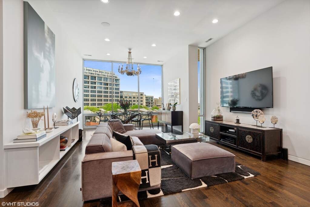 Park Tower penthouse interior at 800 North Michigan Avenue