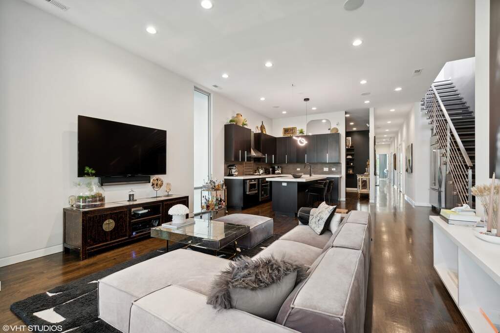 Luxury living space with panoramic Chicago views