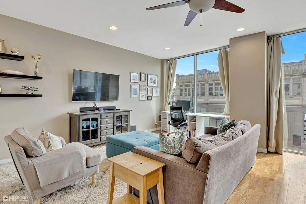 Luxury living space with panoramic Chicago views