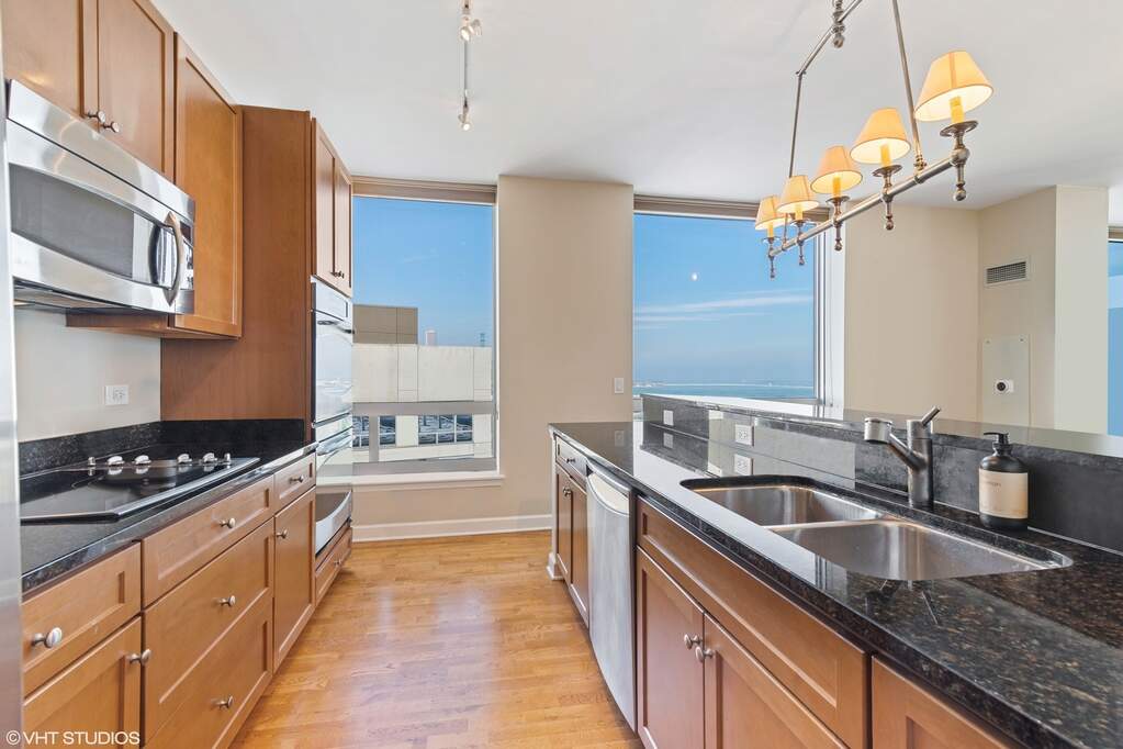Private full-floor residence detail at Park Tower