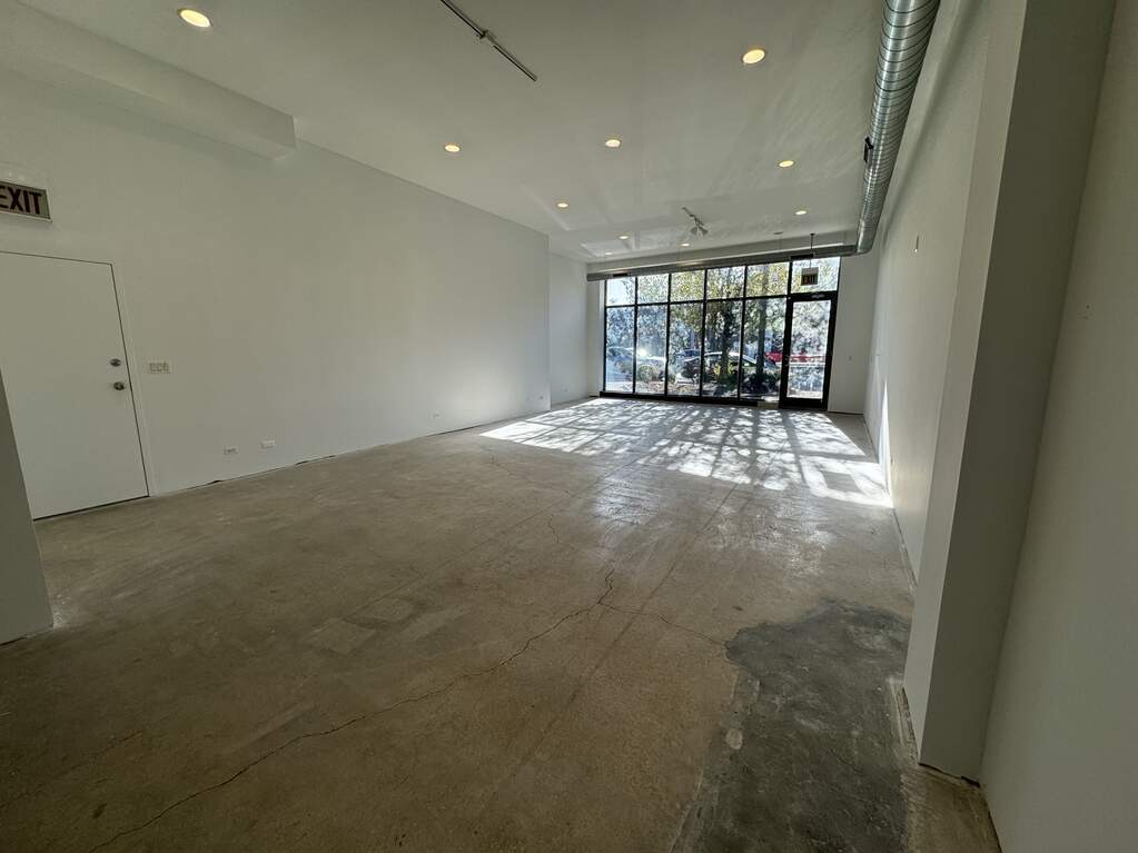 Park Tower penthouse interior at 800 North Michigan Avenue