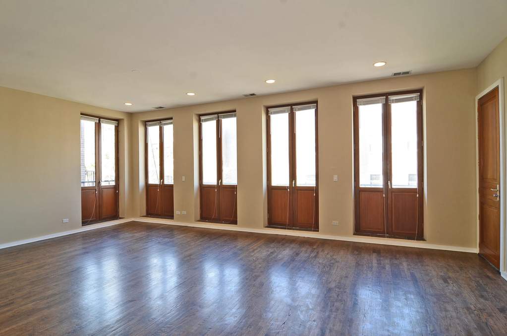 Park Tower penthouse interior at 800 North Michigan Avenue
