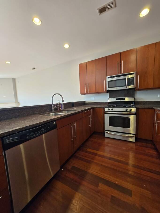 Park Tower penthouse interior at 800 North Michigan Avenue