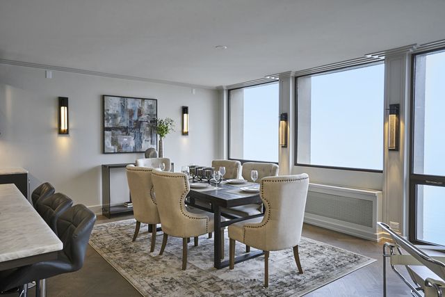 Private full-floor residence detail at Park Tower