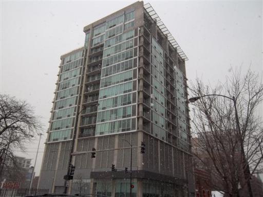 700 W Van Buren Street #1002 property in CHICAGO