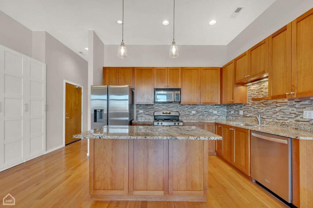 Private full-floor residence detail at Park Tower