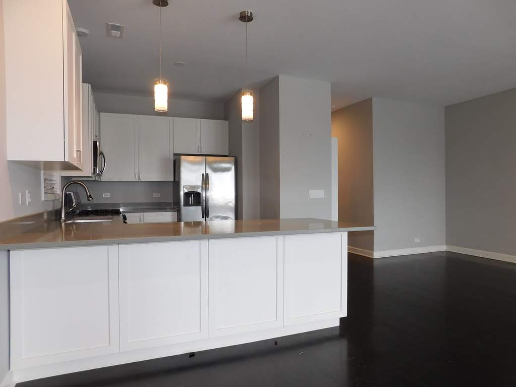 Designer kitchen and refined entertaining spaces