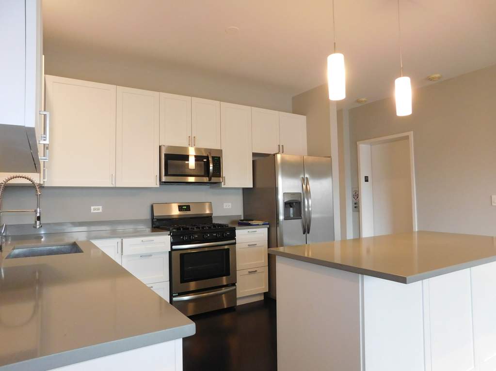 Designer kitchen and refined entertaining spaces