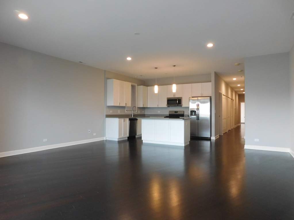 Luxury living space with panoramic Chicago views