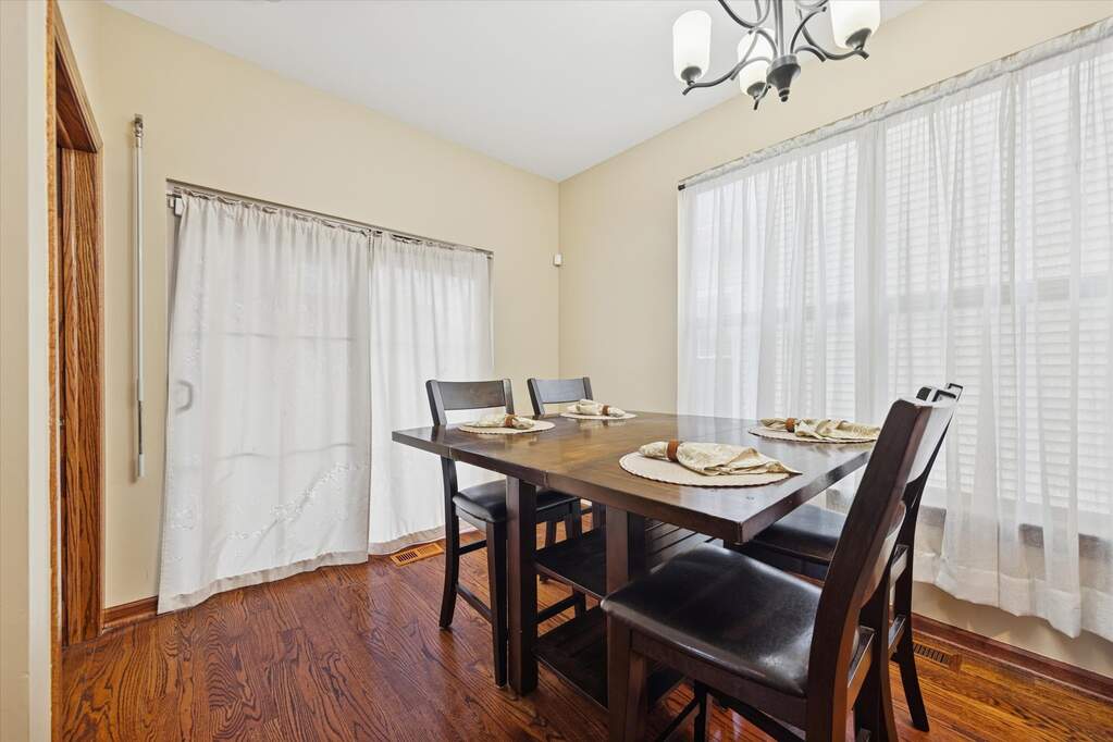 Private full-floor residence detail at Park Tower