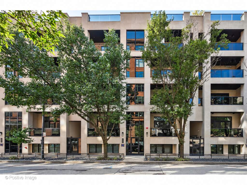 220 S Green Street #4S property in Chicago